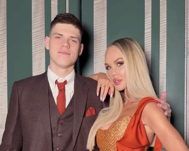 Блогер Мария Погребняк поделилась семейными кадрами в день рождения сына