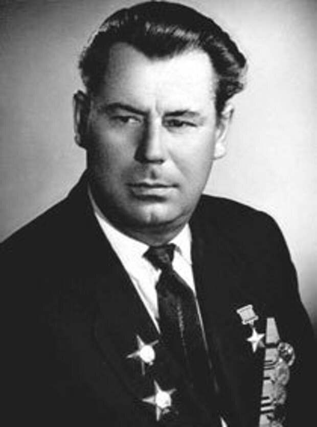 Александр Иванович Милюков 1923 - 1992 (https://clck.ru/eSRcQ)
