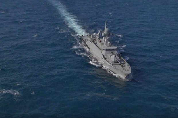 Черноморский флот проводит военно-морские учения