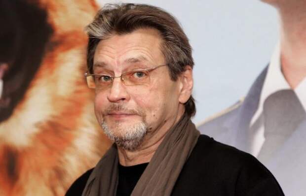 Трагедии и 4 брака: Домогаров в 59 лет тайно женился на «уважении»