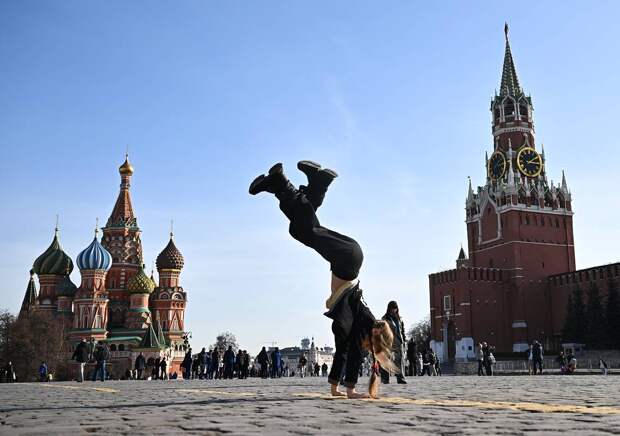 Москвичам пообещали возвращение холодов