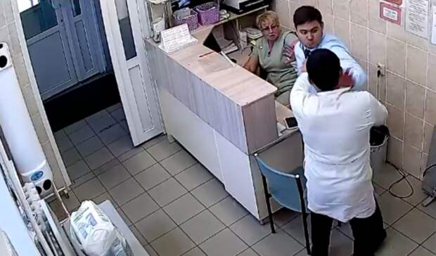 Врачи больницы в Карелии подрались из-за пациента: больной умер через четыре дня