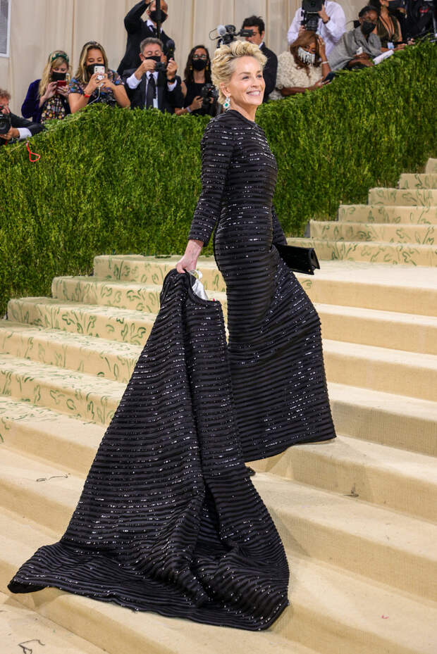 Met Gala-2021: Кристен Стюарт, Лили-Роуз Депп и Дженнифер Лопес Met Gala-2021: Кристен Стюарт, Лили-Роуз Депп и Дженнифер Лопес