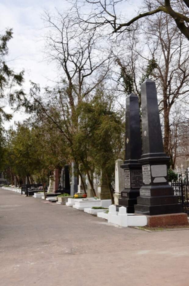 Одесса готовится ко Дню освобождения: мемориалы чистят, полиция наготове…