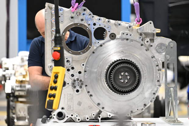 Военные расходы помогли немецкой промышленности перейти к росту