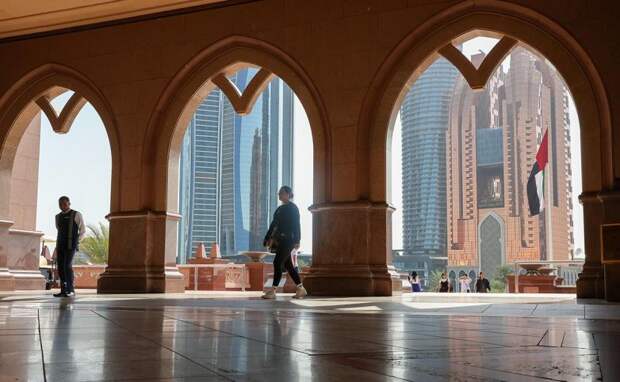 Россия и Украина подошли ко второму раунду переговоров в Абу-Даби