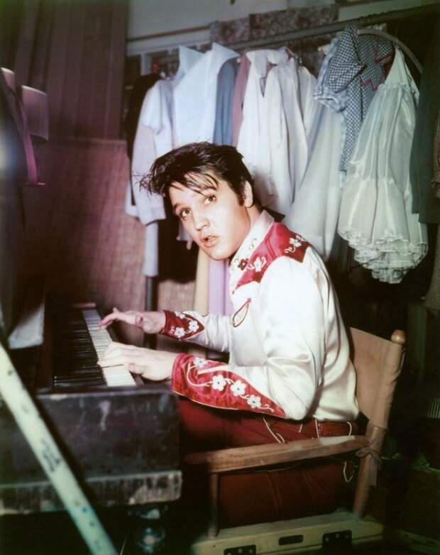 The special edition: Elvis Presley
