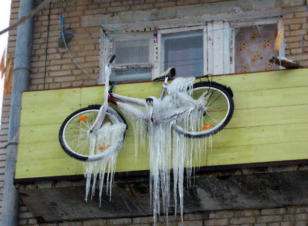 Замороженный велосипед.