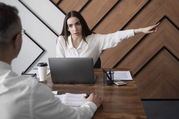 Адвокат Борзенко объяснила, кого нельзя уволить по инициативе работодателя