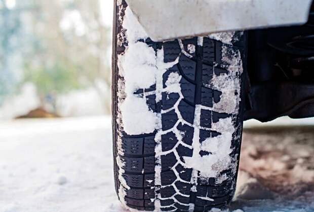 Выбрать лучший внедорожник года предложили автолюбителям в России