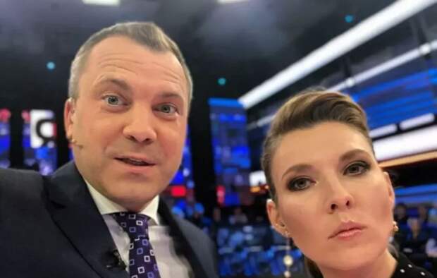 «И рыбку съесть и на МЕЛЬ сесть», — государственный телеканал ВГТРК «избавляется» от сотрудников, симпатизирующих Навальному