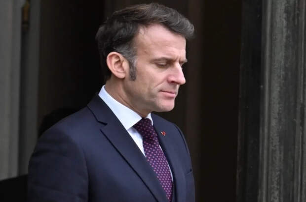 Филиппо обвинил Макрона в желании втянуть Францию в конфликт с Ираном