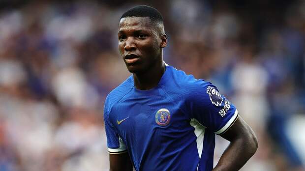 «Челси» объявил о продлении контракта с Кайседо