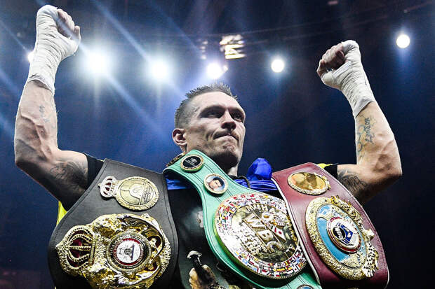 Боксер Трояновский назвал Александра Усика заслуженным чемпионом мира