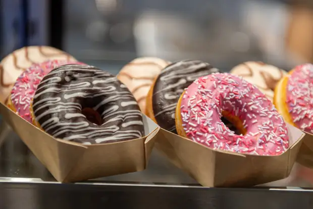 Борьба с лишним весом: Диетолог назвала самый вредный для похудения завтрак