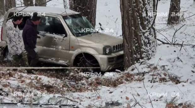 В Ялте по дороге на Ай-Петри машина съехала в кювет