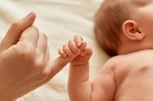 В Китае мальчик «из пробирки» родился без четырех пальцев на правой ноге