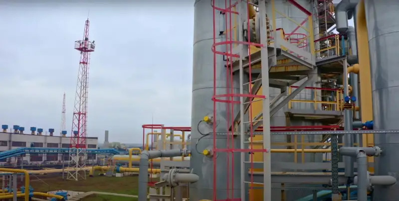 Одной из причин значительного снижения запасов газа на Украине может являться поражение ПХГ в Стрые ракетными ударами