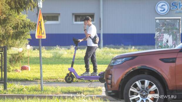 Главный гаишник Екатеринбурга высказался о курьерах на электросамокатах: «Если убрать их на дороги, будет как во Вьетнаме»