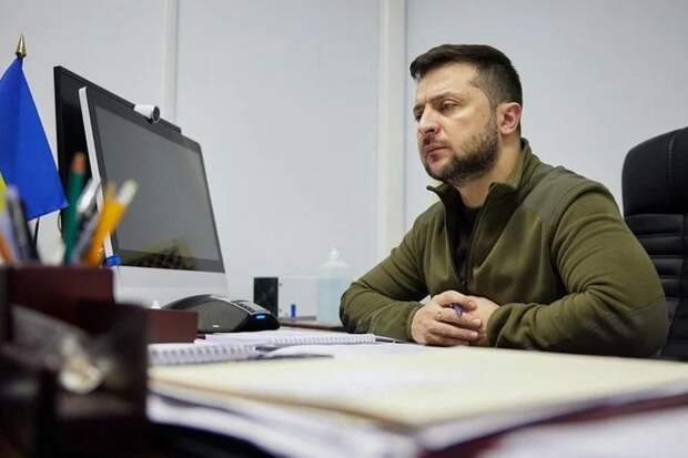 Зеленский заявил, что надеется на обмен сдавшихся на «Азовстали» украинских боевиков