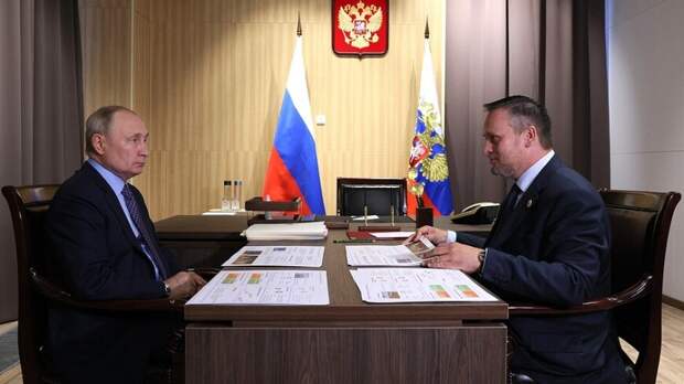 Путин и губернатор Новгородской области обсудили вопросы здравоохранения
