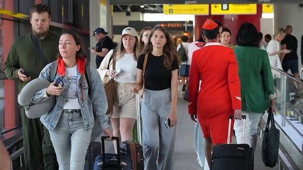 В аэропорту Владикавказа ввели временные ограничения на прием и выпуск самолетов