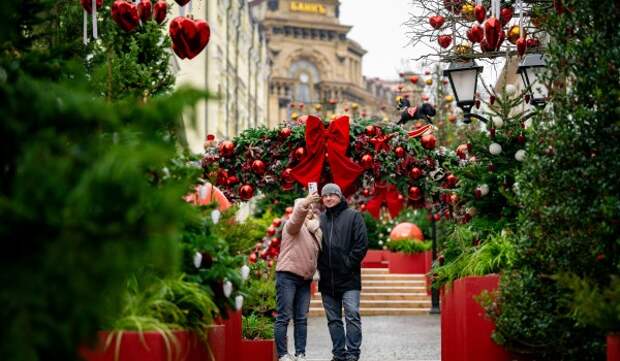 «Зима в Москве»: праздничные локации продолжают радовать горожан и гостей столицы