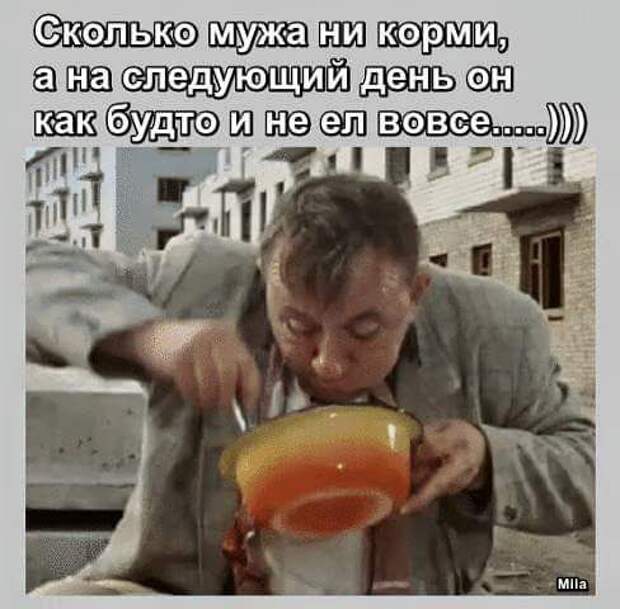 Решил за каждую выкуренную сигарету класть в банку по десять рублей...