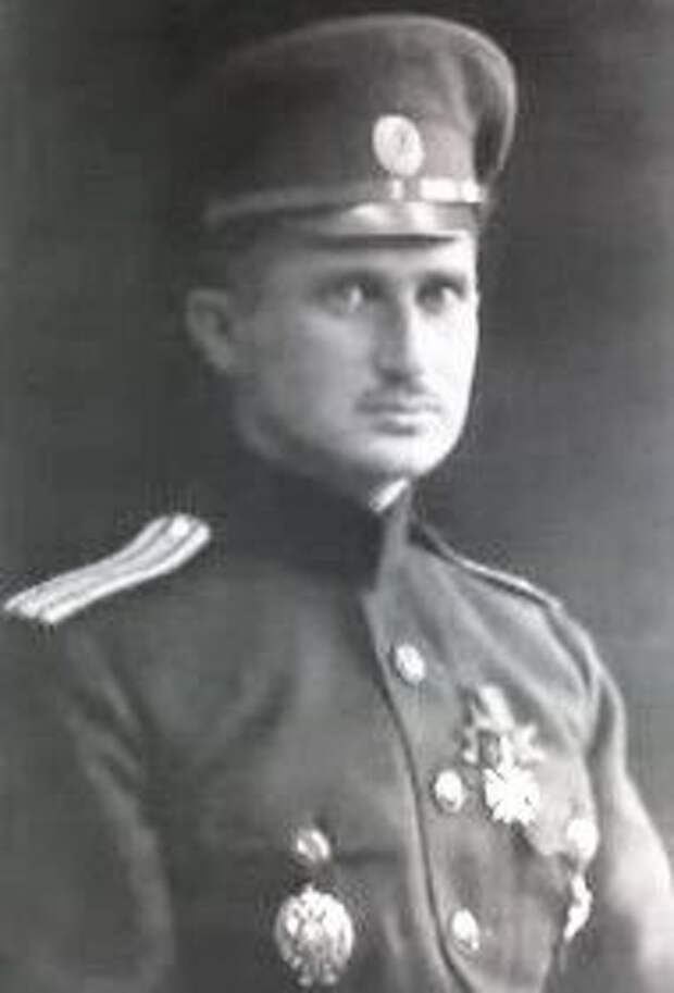 Евгений Андреевич Яковлев.