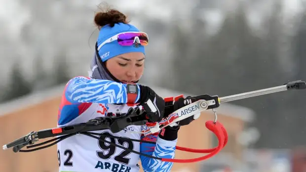 «Сильно скучаю без дочки»: Акимова о возвращении в сборную России, стартах на кубке IBU и триумфе в эстафете