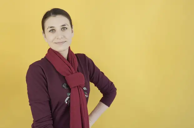 Как завязать шарф на шее разными способами: 10 модных примеров