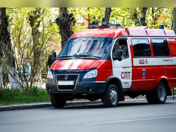В Чите по улице Улётовская сгорел двухэтажный частный дом