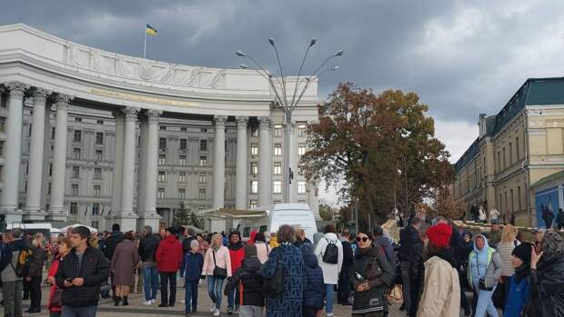 Политолог Ермолаев указал на преследование граждан и ущемление прав на Украине