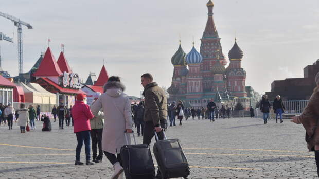 Вступили в силу ужесточённые правила Киева по въезду украинцев в Россию. В Сети уже знают, кто виноват