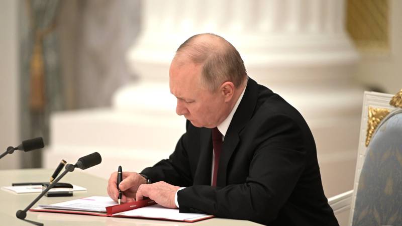 Слова, изменившие все: Кедми выделил три главных момента в обращении Путина к россиянам