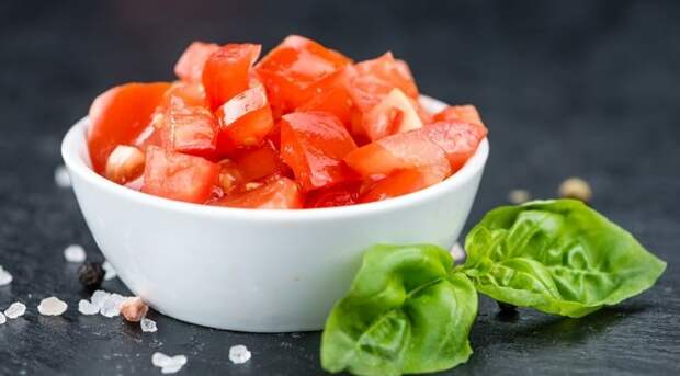 аппетитные помидоры