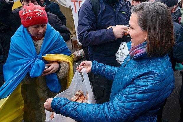 Сеть: «Попрыгайте перед Госдепом!» — Украина боится остаться зимой без газа