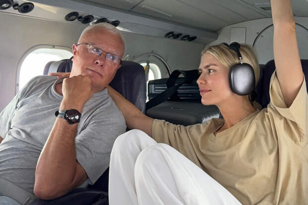 Миллиардер Лебедев намекнул на роман после разрыва с Перминовой