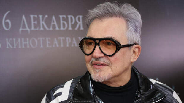 «Это беда Ромы»: Дибров не смолчал о Товстике и бывшей жене на фоне новостей об их свадьбе