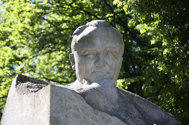 Роман Балаев
