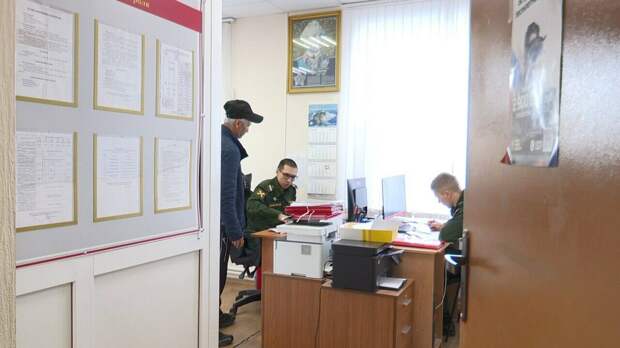 Военкомат Нижнекамска направил свыше 150 контрактников с начала года