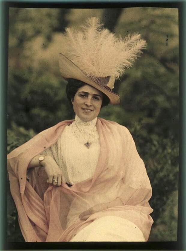 Портрет женщины в шляпе с перьями (Насакова) 100 лет назад, история, кадр, люди, россия, фото