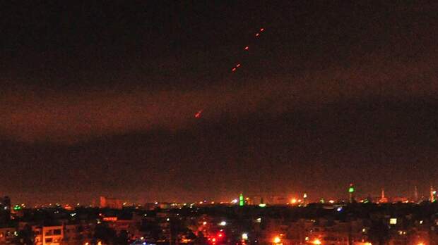 Системы ПВО Сирии сбили все 12 запущенных по аэродрому Думейр ракет