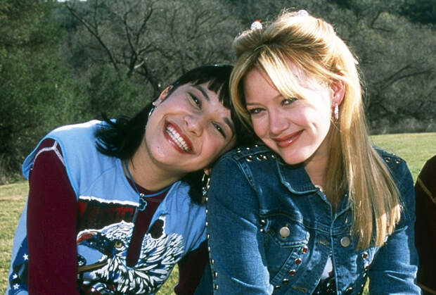 Lizzie McGuire’s BFF Miranda Would Have Been Queer Musician in Cancelled Disney+ Revival, Writer Reveals
