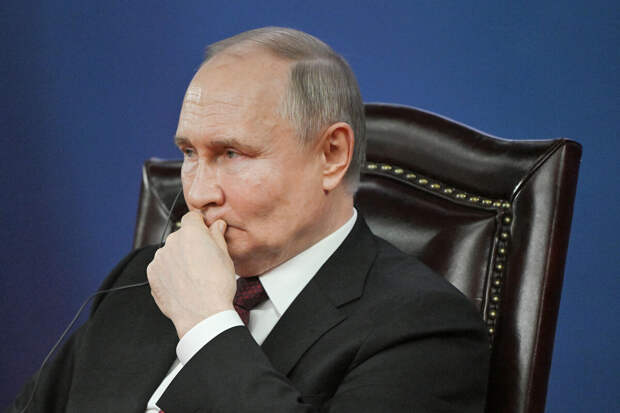 DE: Путин предупредил Запад о последствиях эскалации конфликта на Украине