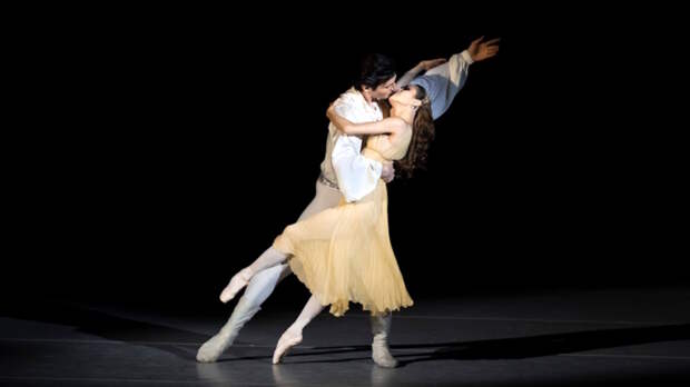 Балет "Ромео и Джульетта" в постановке Касаткиной и Василёва покажут в Театре на Цветном