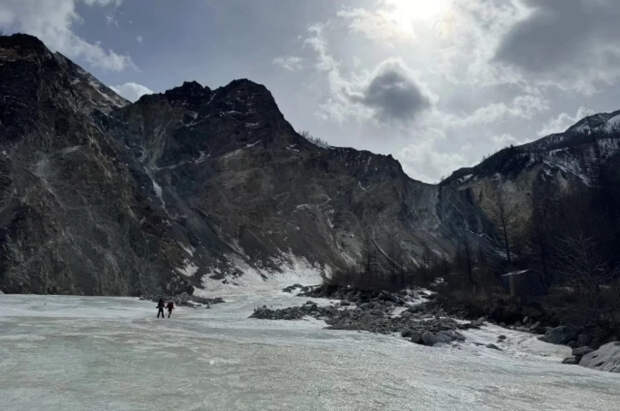 Альпинист Яковенко объяснил, как туристы выжили под лавиной в горах Бурятии