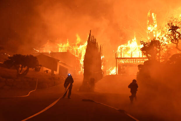 Лесные пожары в округе Вентура, Калифорния