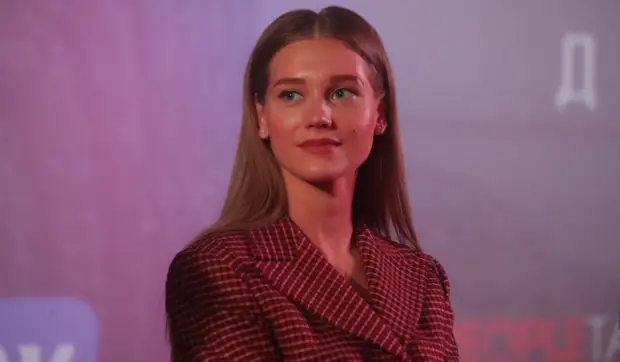 Разведенку Асмус поздравляют со второй беременностью