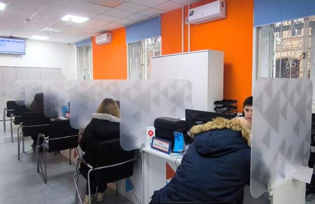 С начала года в Астраханской области есть более 5000 вакансий на работу